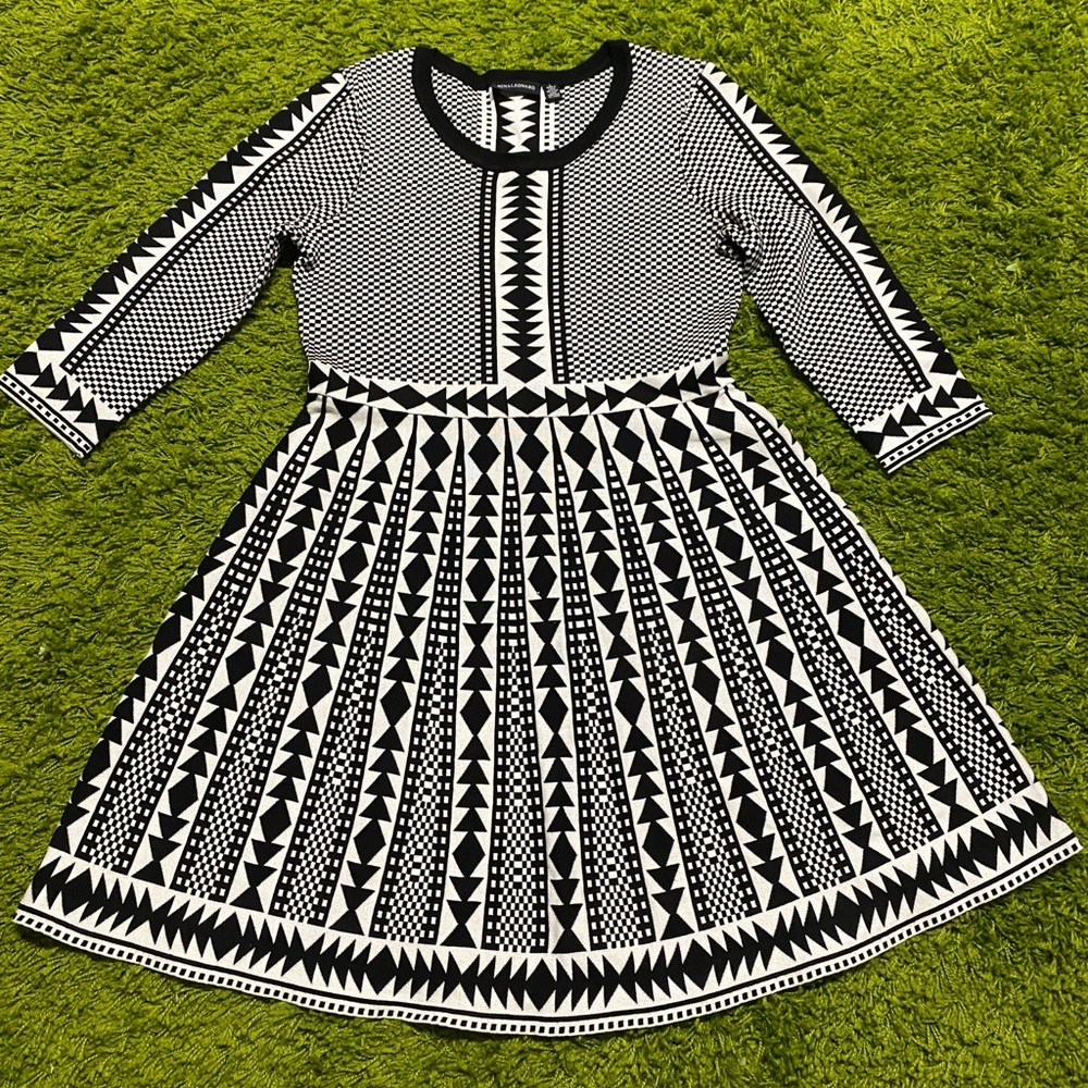 Nina Leonard Jacquard Black and White long sleeve Sweater Dress